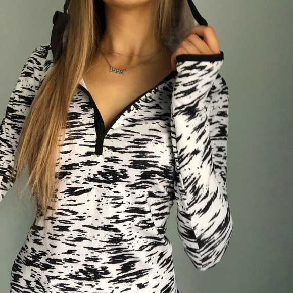 Adidas Exercise Top - Picture 3 of 5